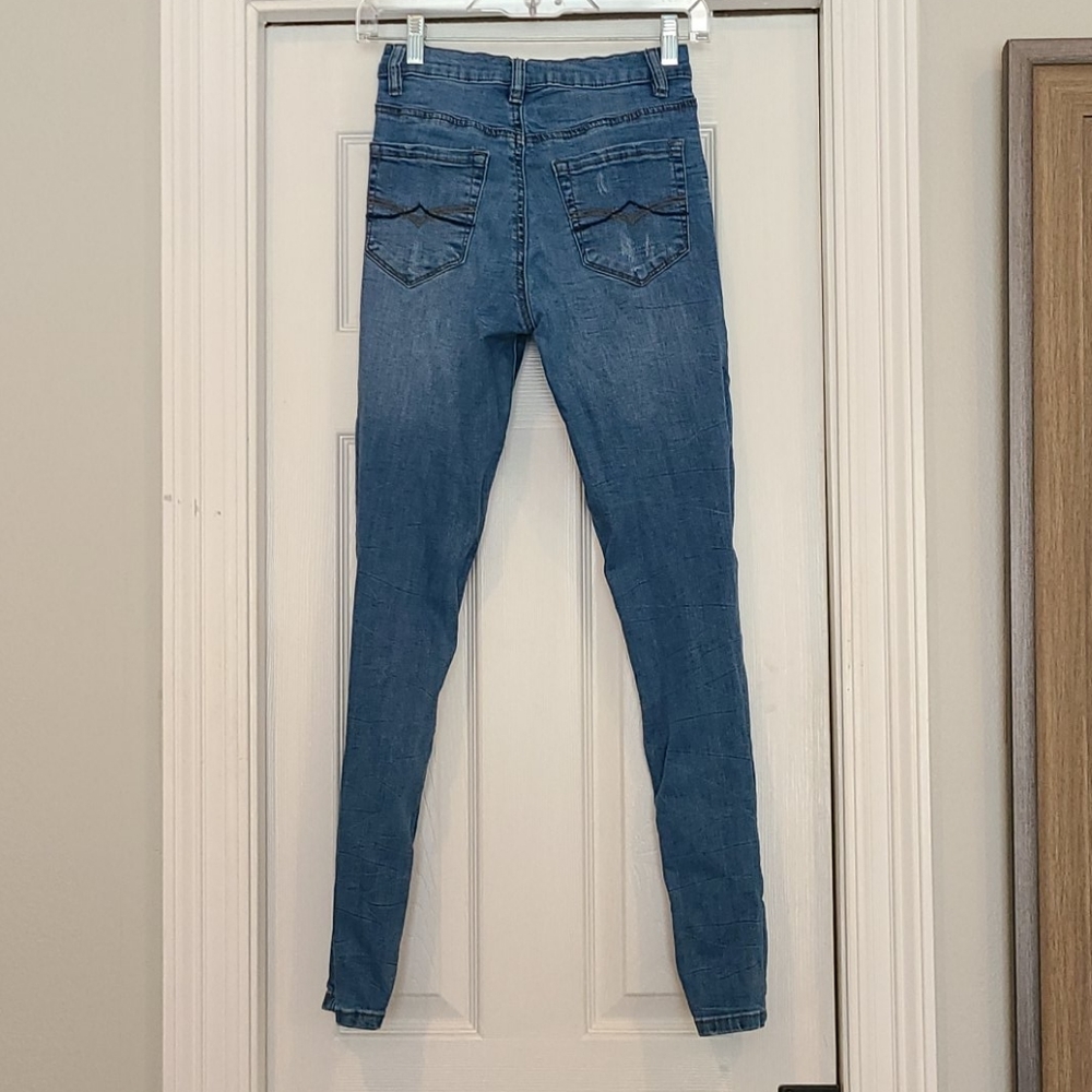 Distressed Jeggings - Picture 2 of 4